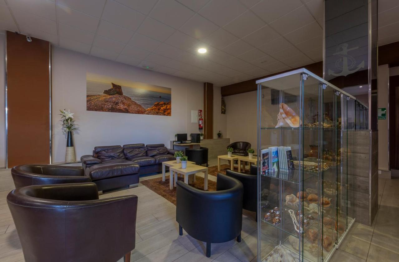 Hotel Ancora Urban Center Финистере Екстериор снимка