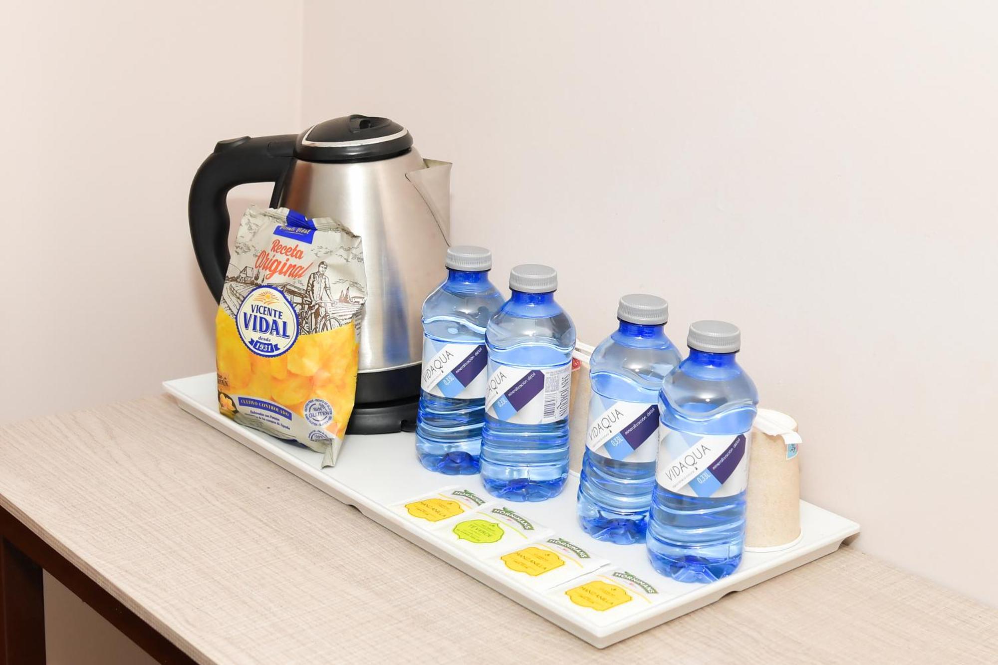Hotel Ancora Urban Center Финистере Екстериор снимка