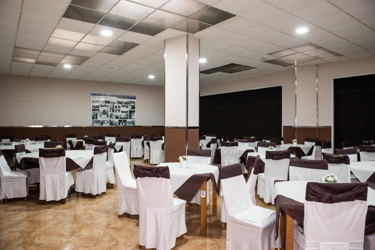 Hotel Ancora Urban Center Финистере Екстериор снимка